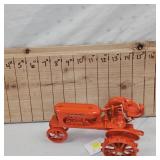 1/16 WC Allis Chalmers Tractor