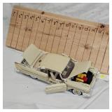 1:!8 1958 Plymouth Fury