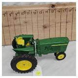 1/16th John Deere