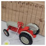 1:16 Farmall A & Ford Tractor