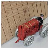 1:16 Ford 1305 w/Farmer