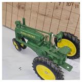 1/16 John Deere A