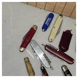 lot of 15 Jack Knives