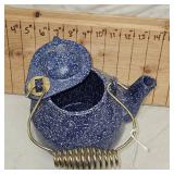 Porcelain Coated Cast Iron Tea Pot