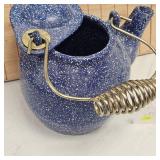 Porcelain Coated Cast Iron Tea Pot