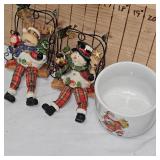 Vintage Christmas Décor and Figurines