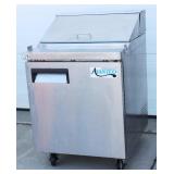 Avantco APT-27-HC 27" 1 Door Refrigerated Sandwich Prep Table