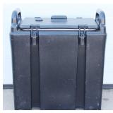 Cambro 250 LCD. 2 1/2 Gallon. Insulated Hot/ Cold Beverage Dispenser, Black