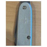 LL - Victorinox Swiss Army Knife (Lot of 4) - 3.5 in Closed