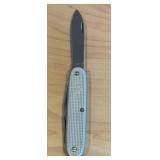 LL - Victorinox Swiss Army Knife (Lot of 4) - 3.5 in Closed