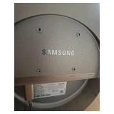 ULB - Samsung 28-Inch Monitor - Desk Riser