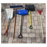 G - Long Handled Tools (Lot of 5)
