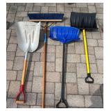 G - Long Handled Tools (Lot of 5)
