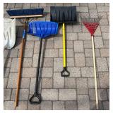 G - Long Handled Tools (Lot of 5)