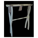 UB1 - Vintage Luggage Rack