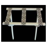 UB1 - Vintage Luggage Rack