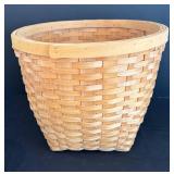 LR - Baskets, Crock and Lantern