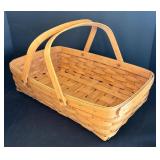 LR - Baskets, Crock and Lantern