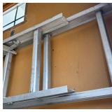 G - Aluminum Extension Ladder