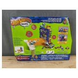 Hot Wheels KickFlip Crunch Skate Park - Brand New