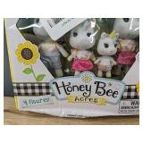 The Daydreamers Honey Bee Acres - 4 Unicorn Figures - New