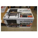 Blackstone 36" Griddle with Hood and Folding Shelves