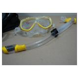 Cressi Adult Rondine Palau Fin Snorkel Set - Fin Size M/L