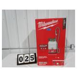 Milwaukee Switch Tank 4 Gallon Backpack Sprayer Kit