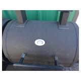 Brinkman Outdoor Cooking Propane Grill and Charcoal Grill Center