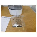 Vissani 1 Gal. Ultrasonic Humidifier 360 Degree Turning Dual Nozzle Cool Mist for Medium Room in White