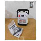VECTOR 800 Amp Jump Starter with USB Power