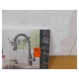 Delta Marca Single-Handle Pull-Down Sprayer Kitchen Faucet with ShieldSpray Technology and Soap in SpotShield Stainless