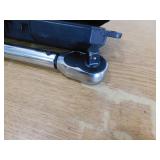 Husky 1/2 in. Drive Torque Wrench 50 ft. / lbs. to 250 ft. / lbs.