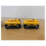 DEWALT 20V MAX Lithium-Ion 5.0Ah Battery (2-Pack)