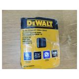 DEWALT 2-1/2 in. x 16-Gauge Plastic Collated Straight Finish Nails (2500 per Box)