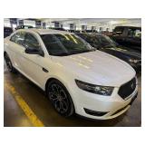 2016 Ford Taurus SHO