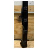 Strongway Metal 12-Outlet Power Strip, 4ft., 15 Amps #5723806 Msrp $24.99 see description