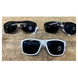 Sunglasses lot of 3