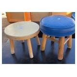 stools x 2