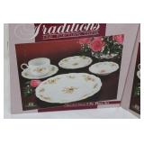 Traditions Moss Rose Pattern 5 Pc Place Sets (Lot of 2)