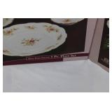 Traditions Moss Rose Pattern 5 Pc Place Sets (Lot of 2)