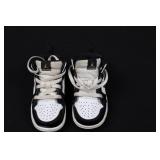Air Jordan 1 High Top Kids Sneakers - Black/White with Gold Swoosh, US 6C