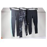 Under Armour HeatGear Compression Leggings - Camouflage Print & Black - Size MD/M/M (4-Pack)