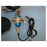 Tonor BM-700 Microphone / Mic and Accessories