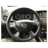 2015 Nissan Pathfinder SL FWD