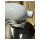 Quality Working KITCHENAID Artisan Mixer w/Bowl
