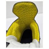 Like-New BAUER S37 Hockey Skates - Size 8.5