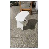 Vintage White Wooden Kidney-Shaped Step Stool