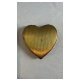 Vintage Heart-Shaped Niagara Falls Souvenir Powder Compact - Mid-Century