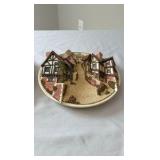 Set of 2 David Winter "Collectors Guild" 3D Wall Plaques - Handmade in Great Britain